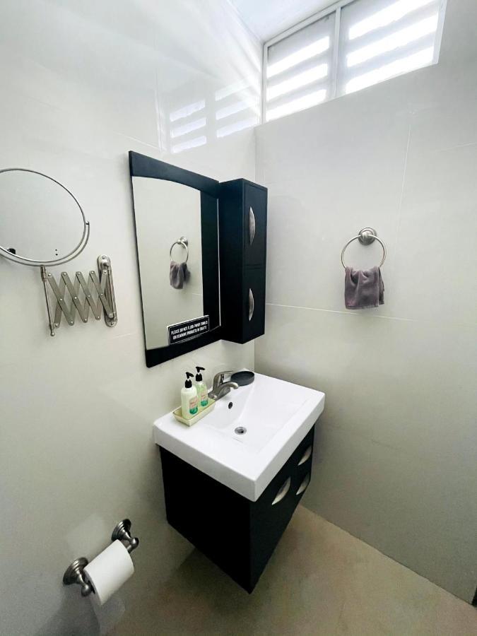 Cozy Studio Retreat With Private Parking And Free Laundry Ponce Zewnętrze zdjęcie