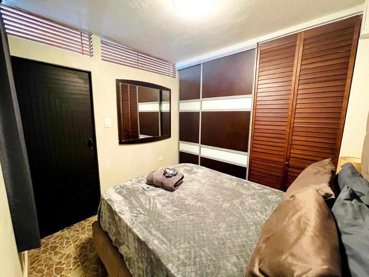 Cozy Studio Retreat With Private Parking And Free Laundry Ponce Zewnętrze zdjęcie