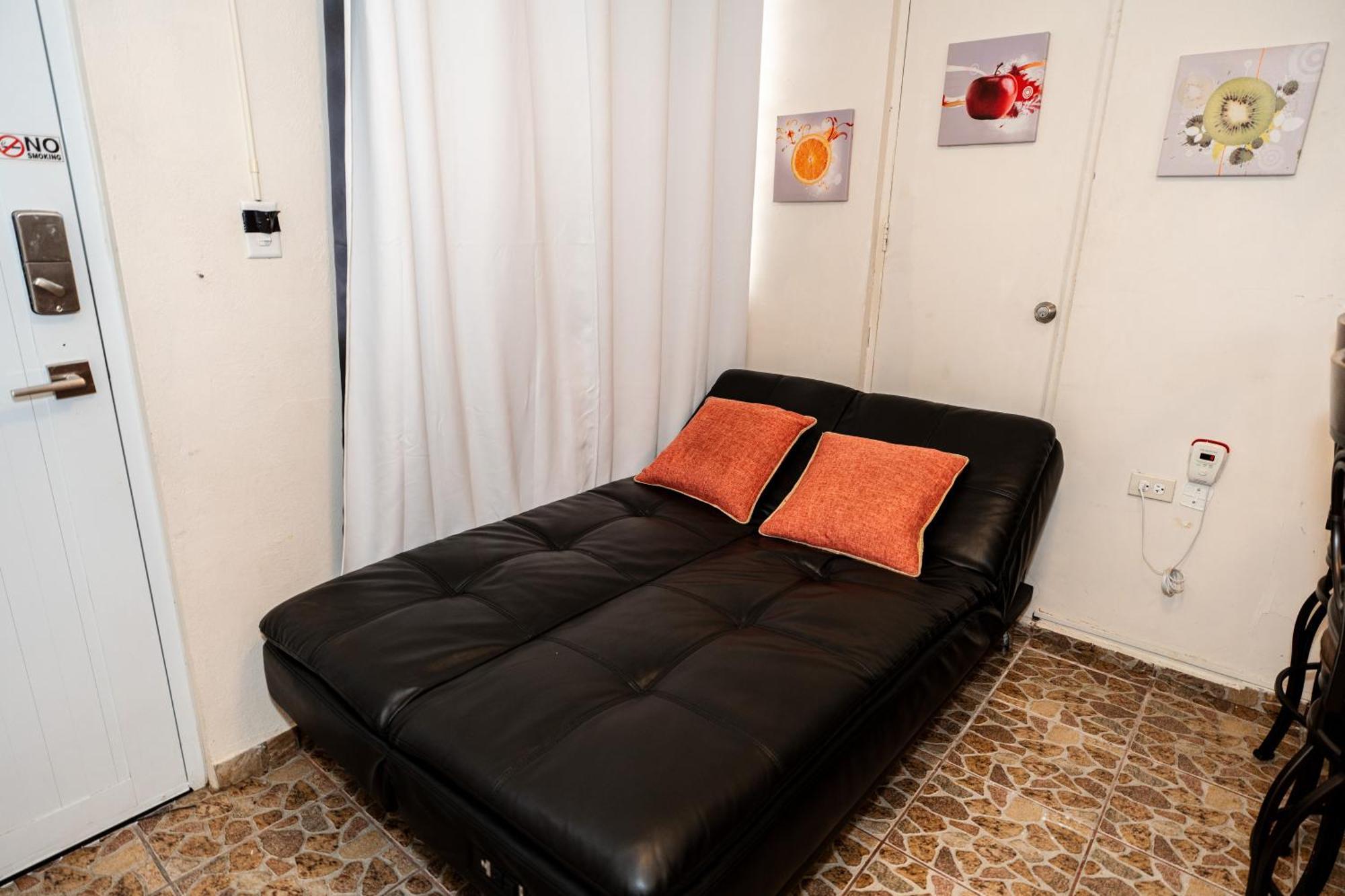 Cozy Studio Retreat With Private Parking And Free Laundry Ponce Zewnętrze zdjęcie