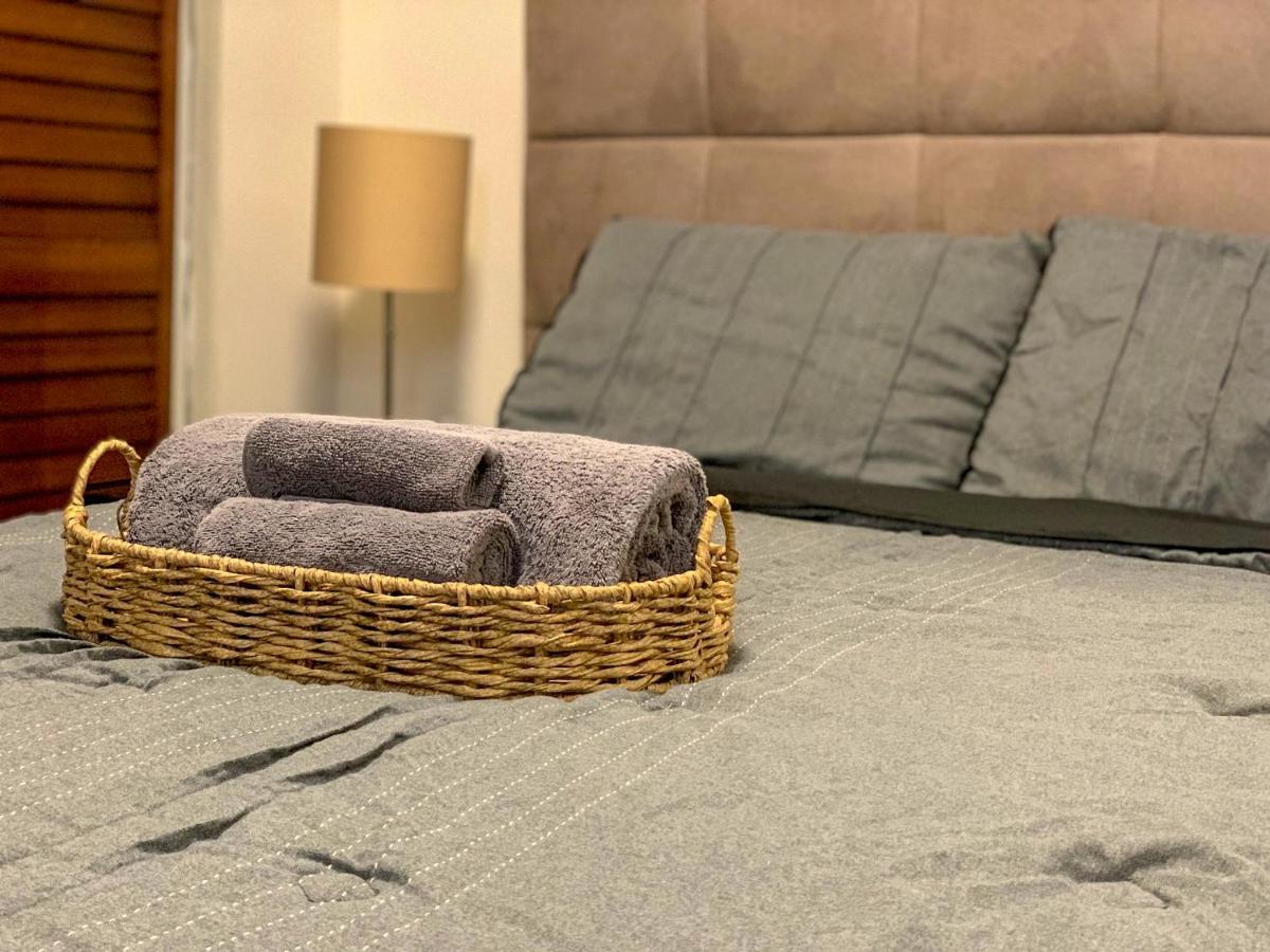 Cozy Studio Retreat With Private Parking And Free Laundry Ponce Zewnętrze zdjęcie
